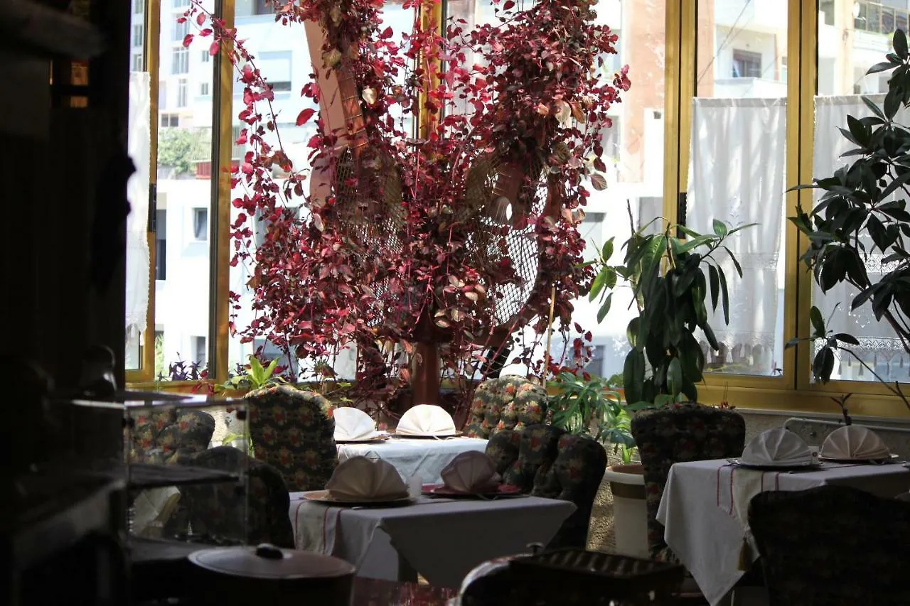 2 Kitarrat Boutique Hotel & Spa ドゥラス